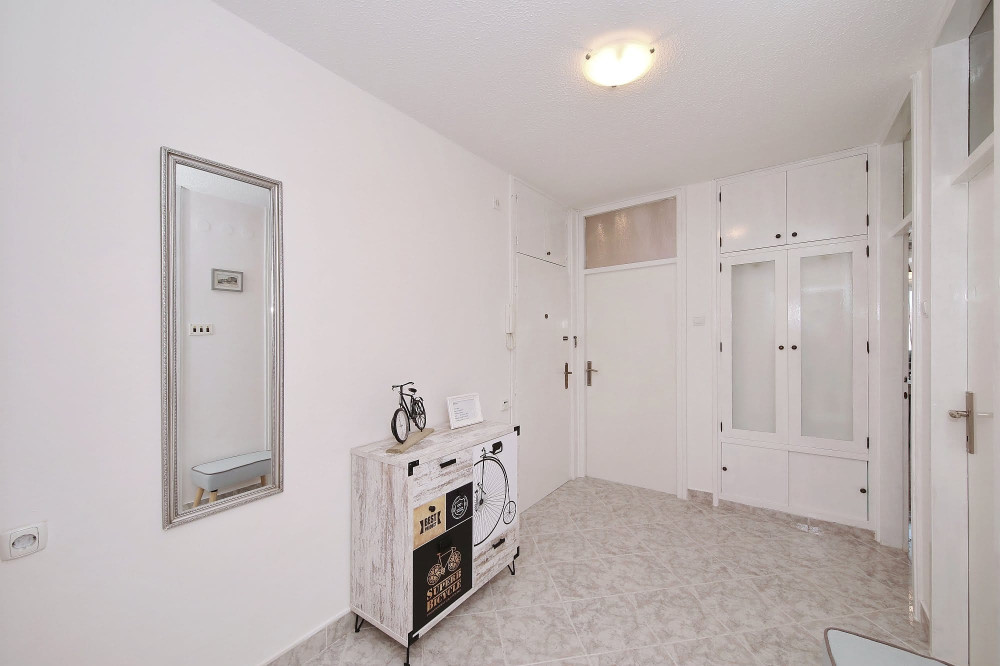 Apartment Lana in city centre & garage preview
