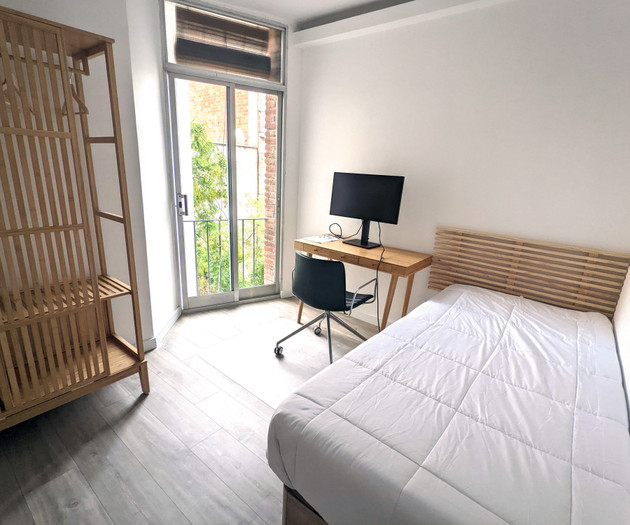 NEW Sunny and cozy place 4 mins from the beach