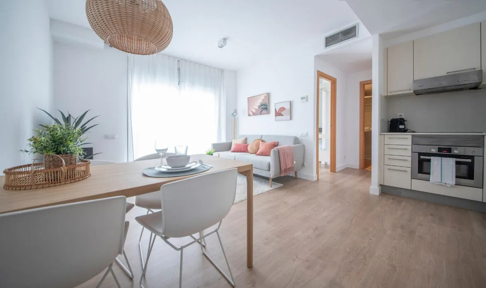 Two bedroom new apartment close to Sagrada Familia