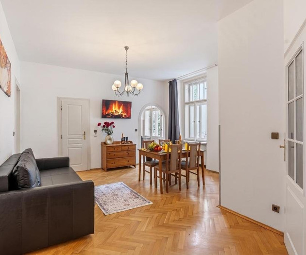 Royal Prague Heart Suite