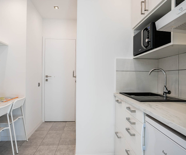 Room in 2-room flat near Metro Wilanowska, Warsaw