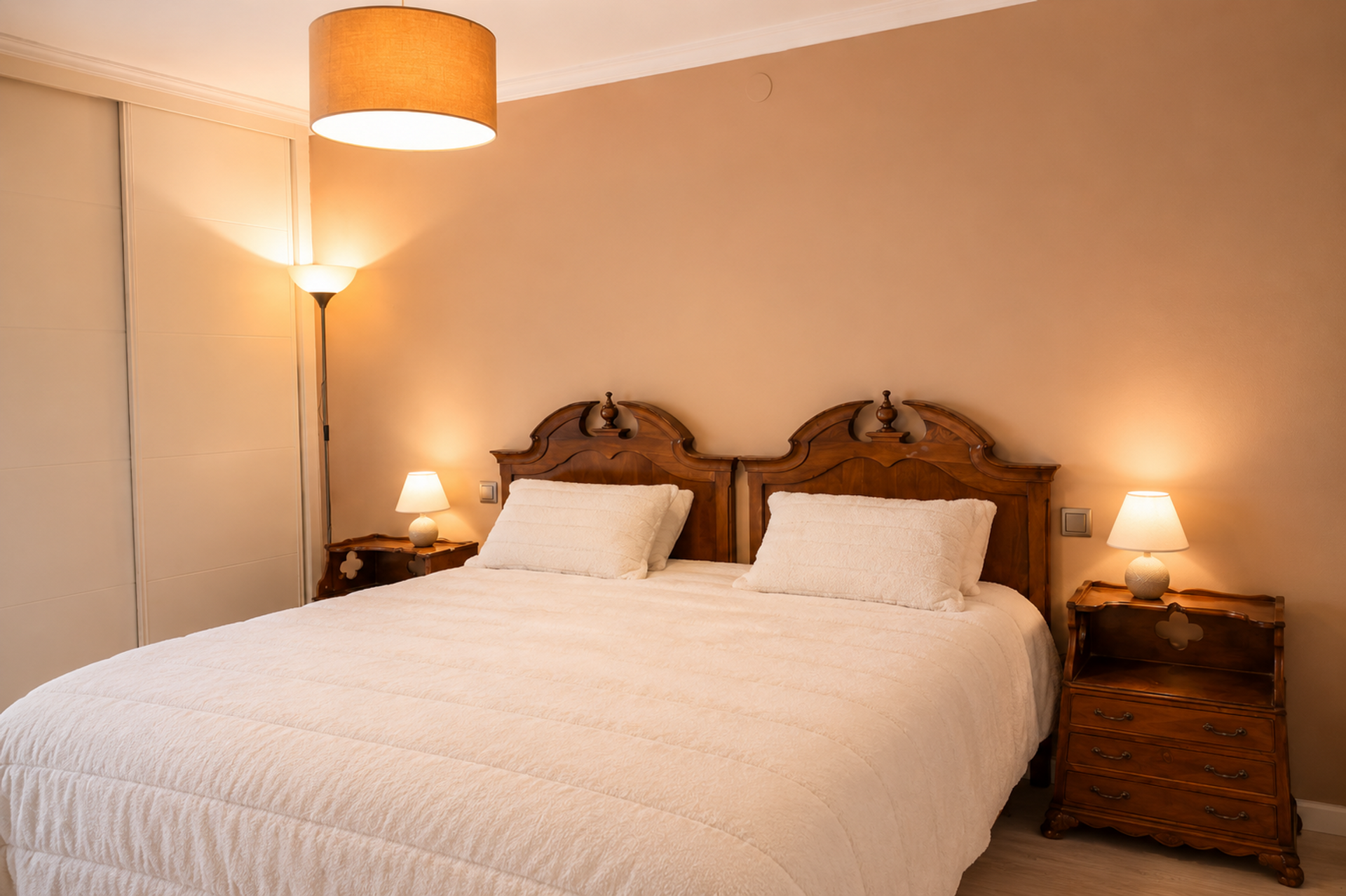 Master bedroom with TV and AC