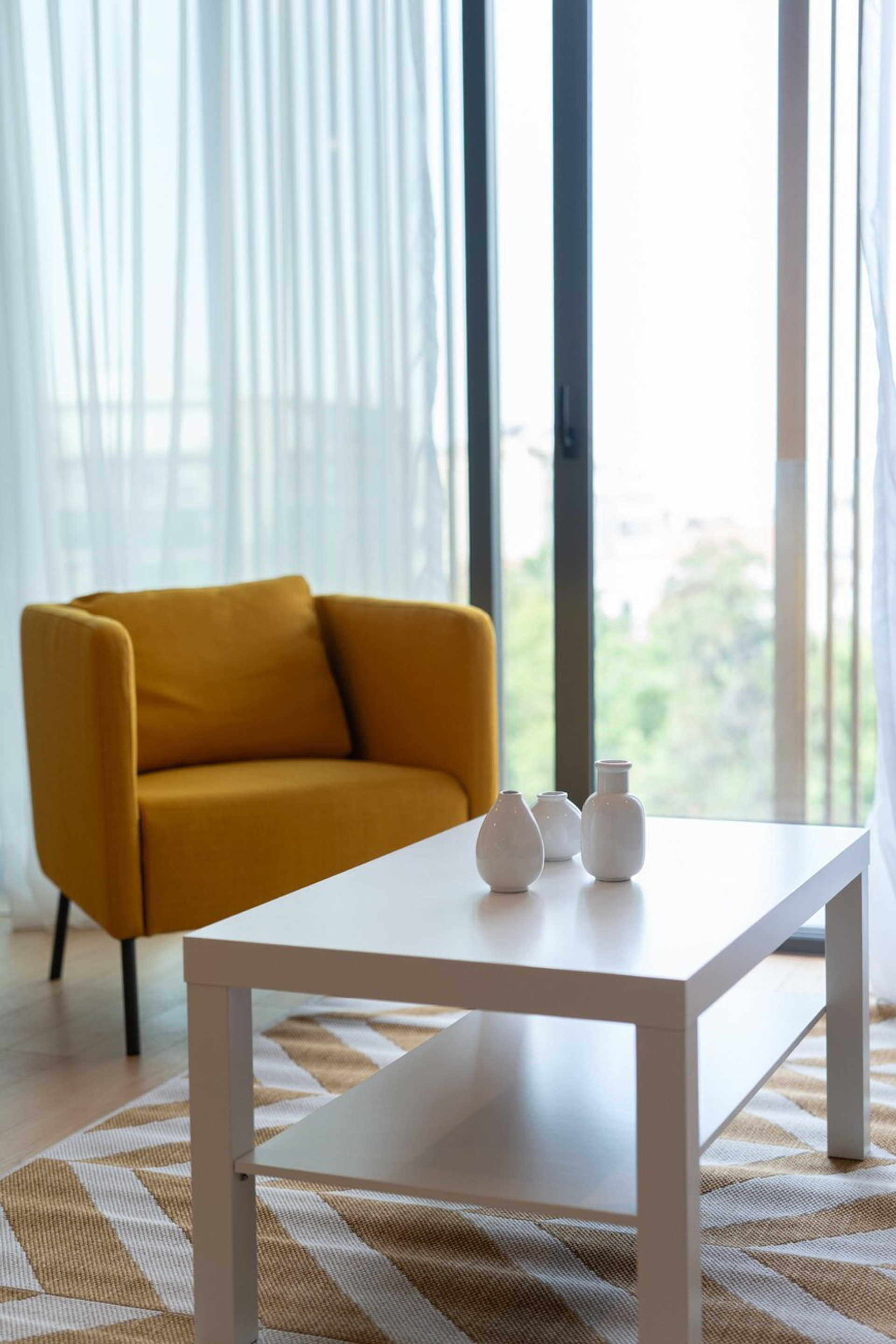 Living room image 5