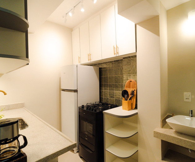 Charming & Modern Ipanema Flat - Steps from Beach