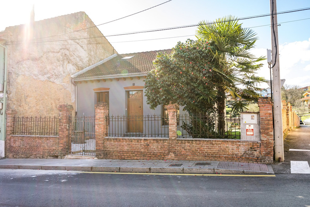 Beautiful house in Oviedo by beBalmy preview