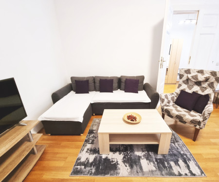 Design Two-Bedroom Apt. - GAL Apartments Vienna***