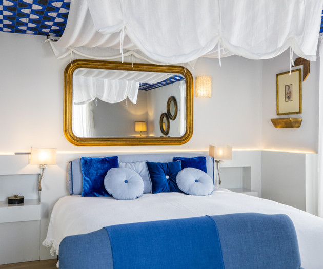 Chiado Rooftop Apartment by Cadenzalux