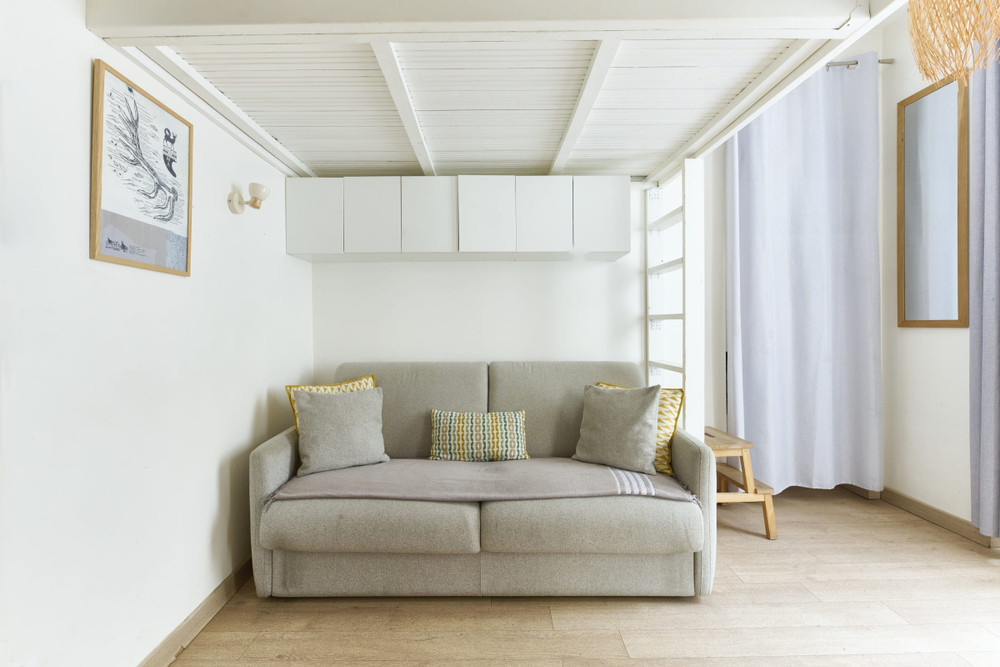 Opera · 9th · Cosy Studio with Mezzanine – managed preview