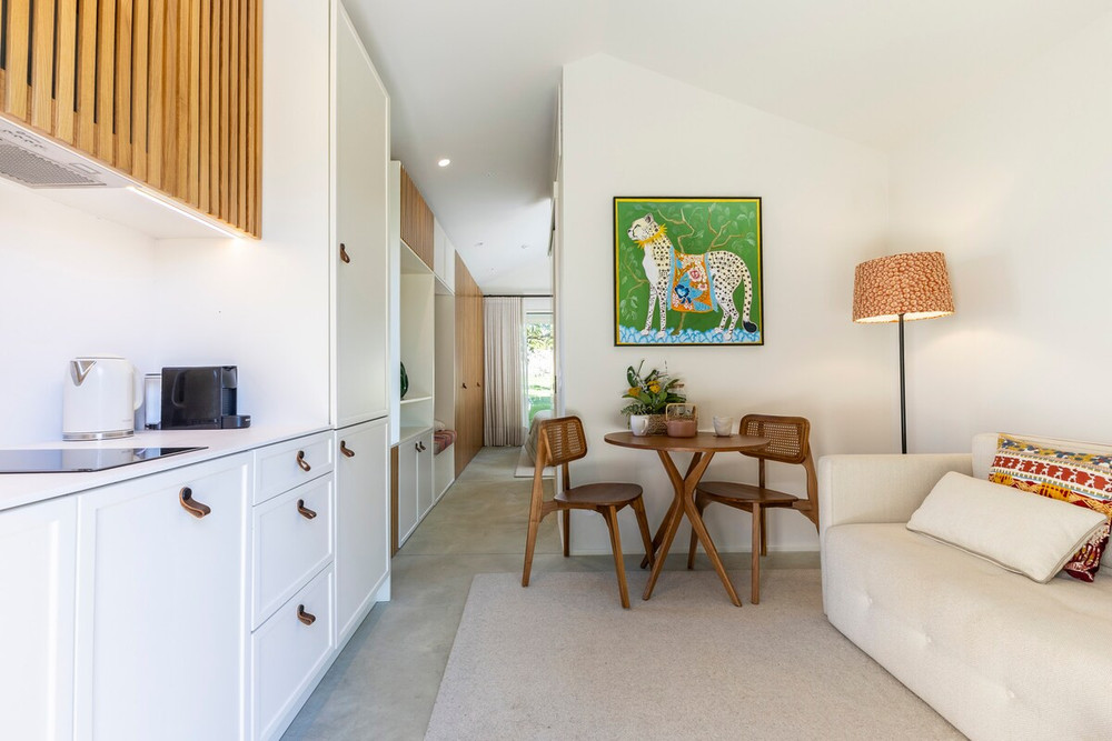 Dovecote Houses – Crested Dove preview