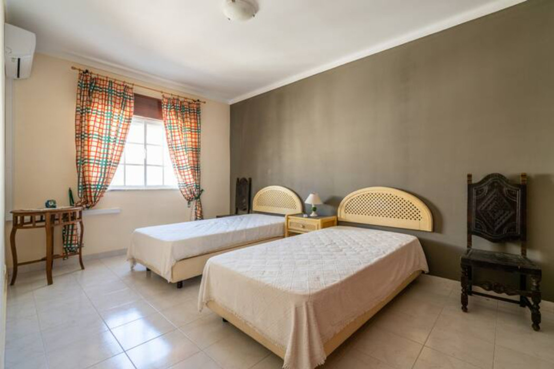 bed room