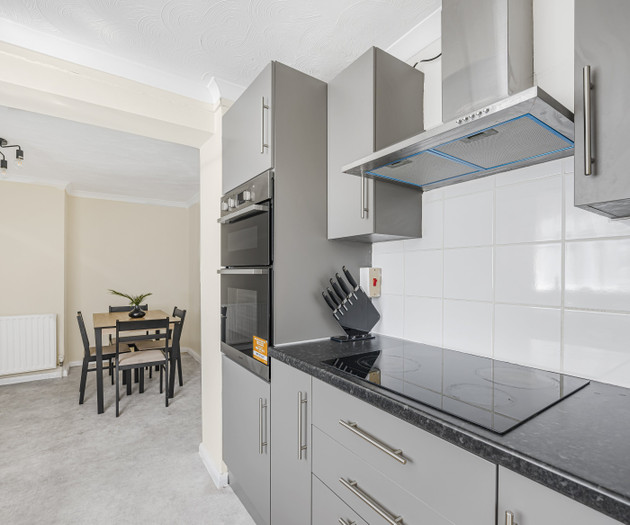 The Ipswich Snug Spacious 3BR Retreat FREE Parking