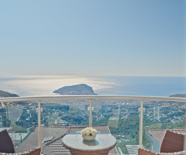 Qoople Villa Tepe (5+1) in Alanya, Turkey