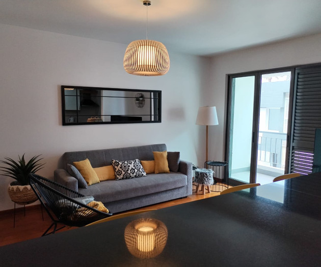 Sea views and walking distance to Funchal city