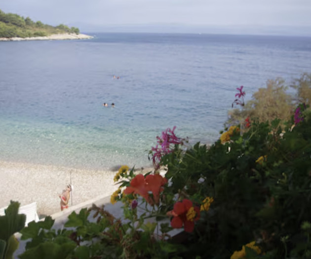 Solta beach Apartment Plaza