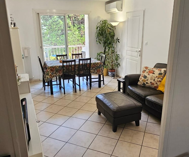 Your comfy stay in Juan-les-Pins – beach & parking