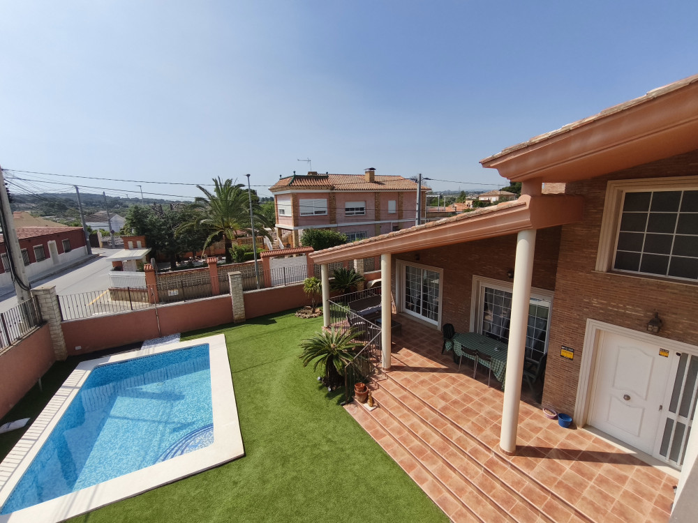 Sunny Mediterranean Villa near Valencia preview