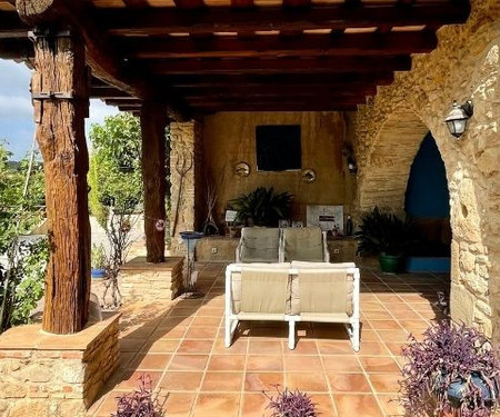 Rural house 2 bedr. with garden, Costa Brava 17km