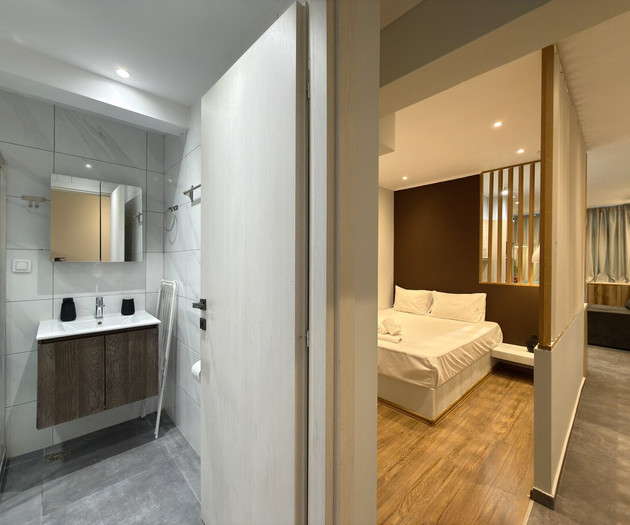 SmartLiving Central Apt 7