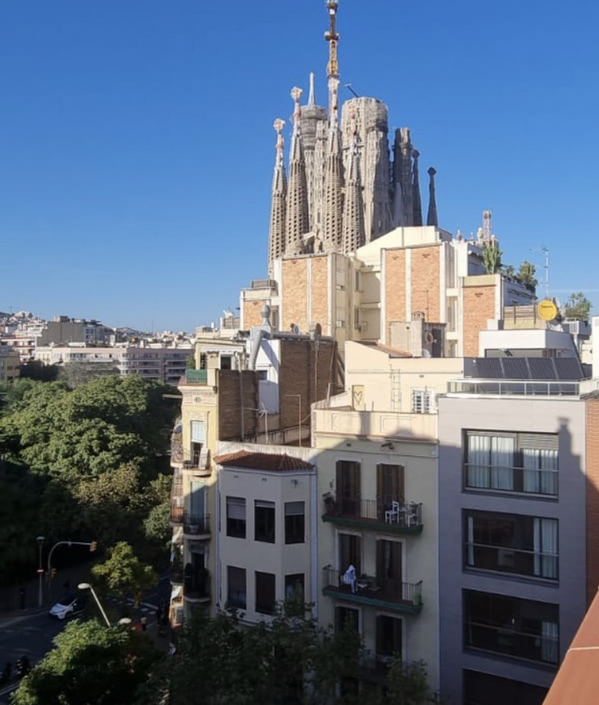 Sagrada Familia and the flat location