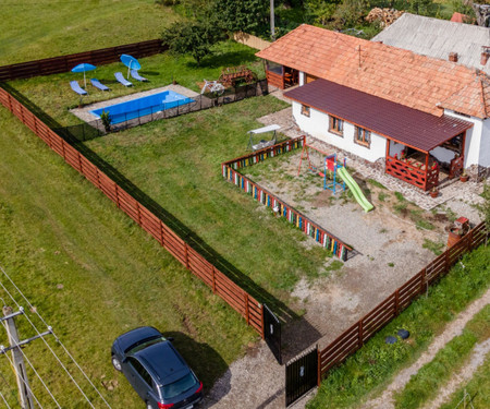 Transylvanian Cottage with Private Swimming Pool