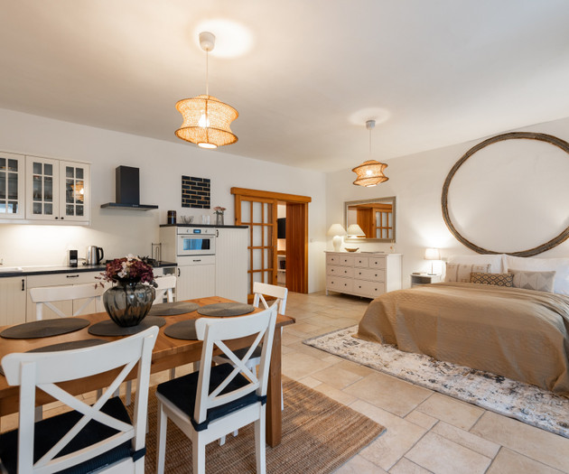 Open studio kitchen and bedroom