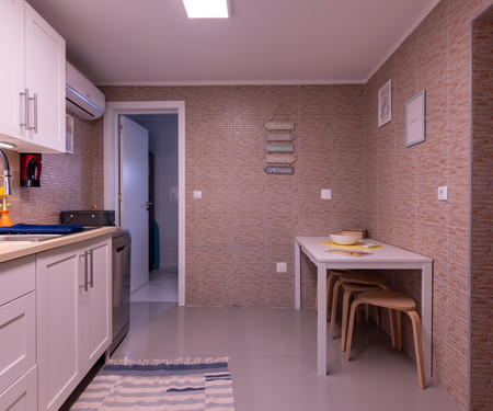 Perafita Yellow House - EcoHost