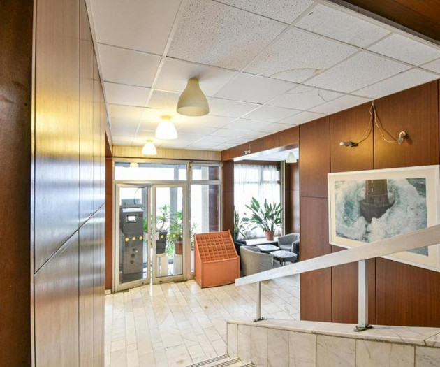 Modern Hideaway on Victor Hugo w AC by NW