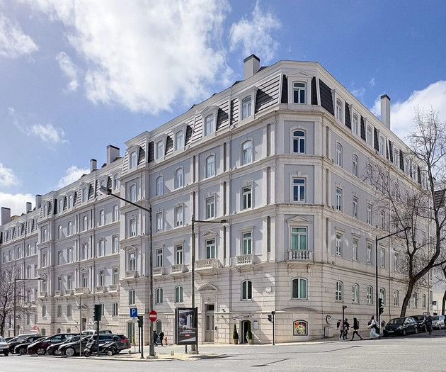 Sottomayor Penthouse in the heart of Lisbon w pool