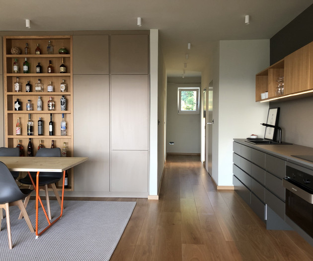 Calm Panoramic Luxury Apartment 10 min to Center