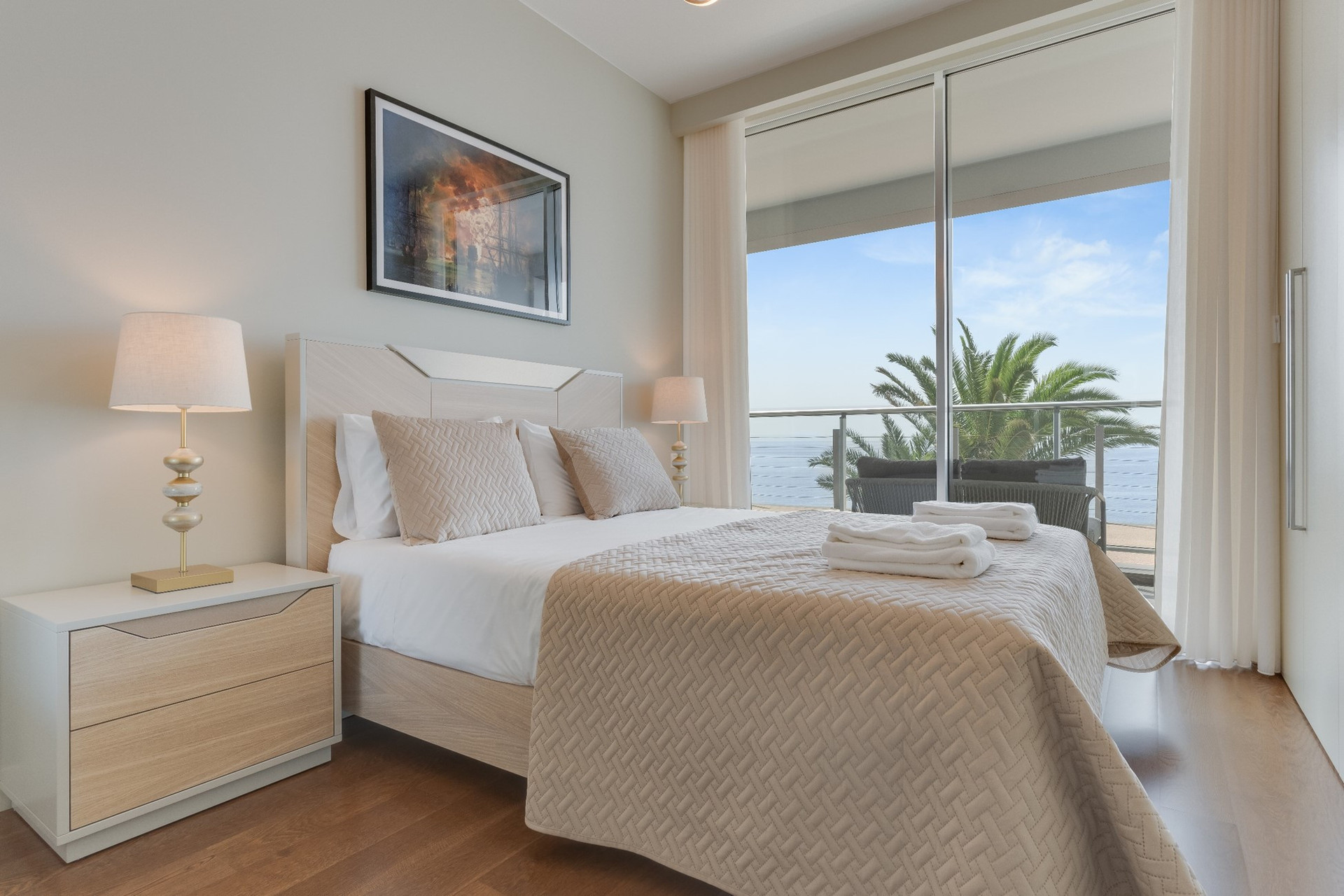 Queen Size Bedroom Suite