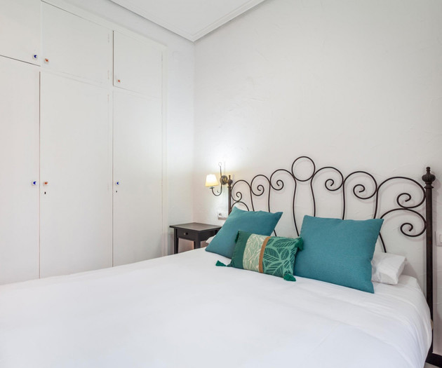 PERFECT FOR NOMADS! 2 BEDROOM RUZAFA. MONTHLY RENT
