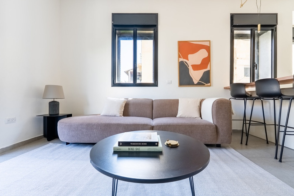 Blueground|Tel Aviv,balcony,nr Rothschild Blvd-101 preview