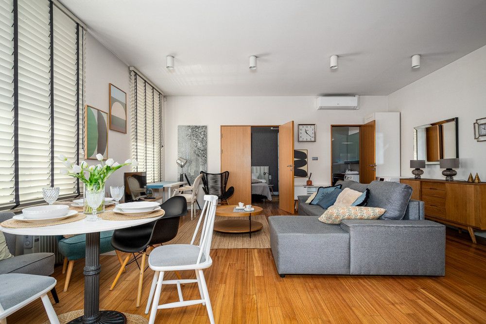 One-bedroom apartment, Chmielna 24/15 preview