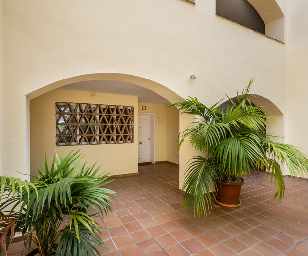 Apartamento Residencial en Marbella con Piscina