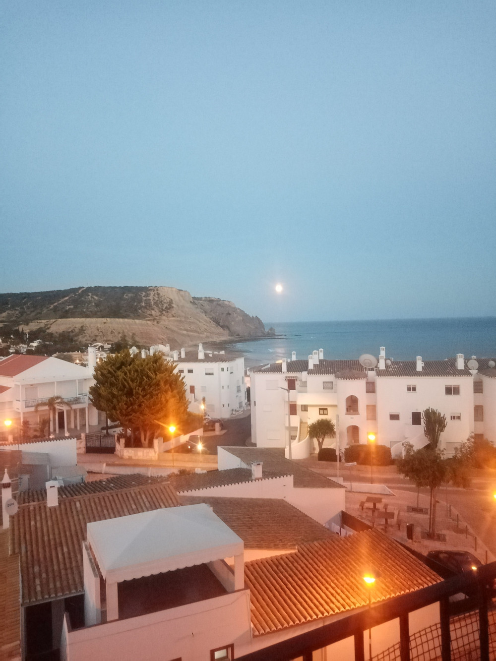 Room for rent with panorâmic sea view. preview