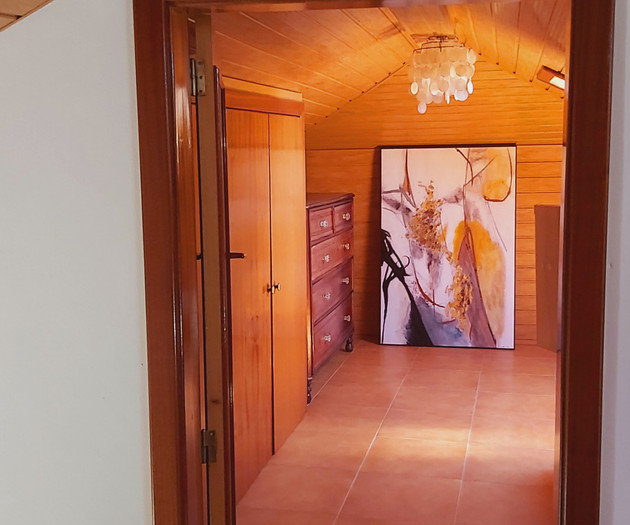 Country Room.