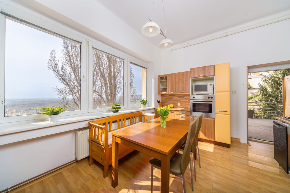 One bedroom apartment near Bratislava Castle preview