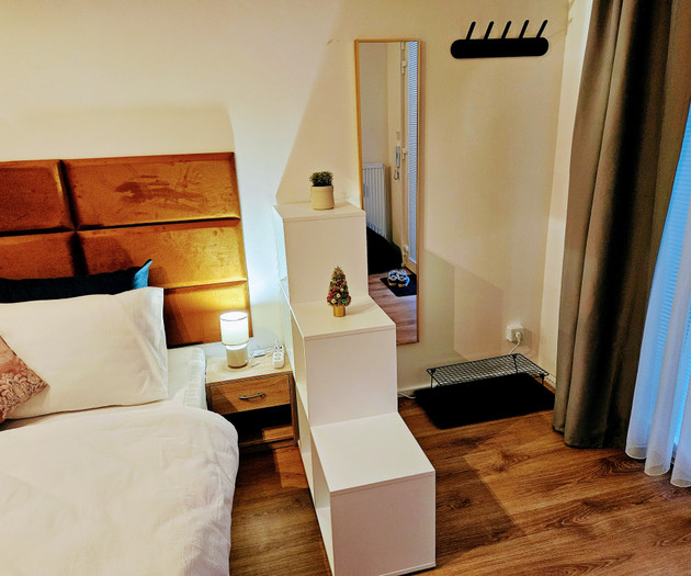 Family 2BR for 1-8 guests | Garden, Parking, Gym