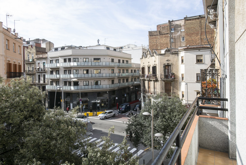 Sunny Apartment Barcelona