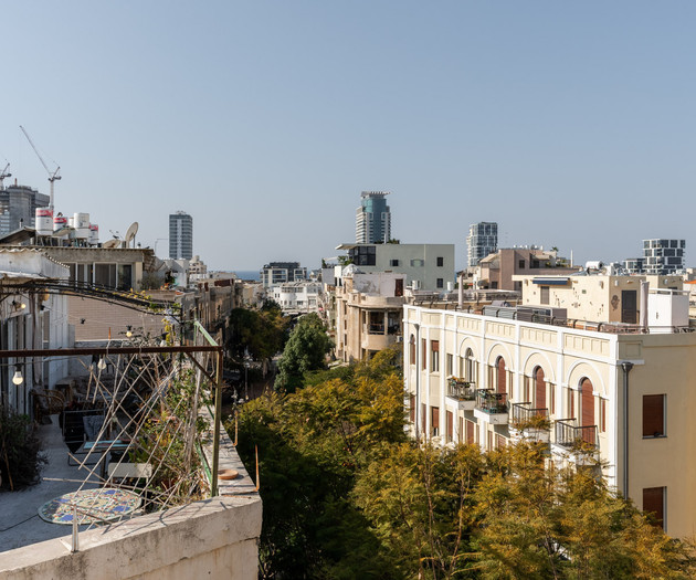 Blueground | Nachalat Binyamin, balcony,nr park-47