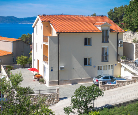 Apartment with nice sea view