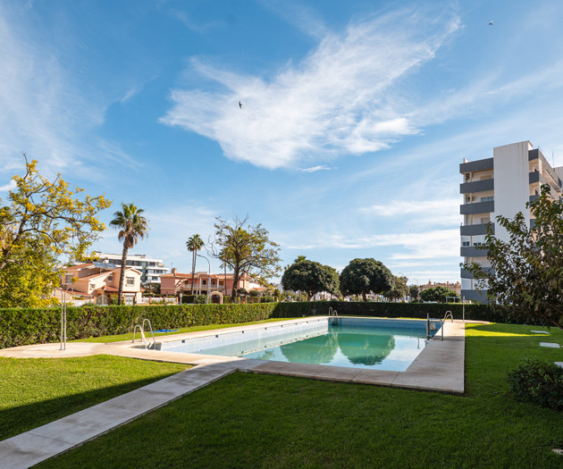 Beachside Apartment in Los Álamos, Torremolinos
