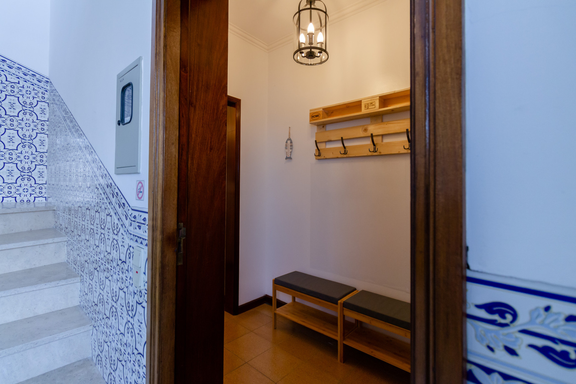 Hallway entrace area in Casa dos Jacintos Apartment A (Ground Floor), São Jacinto, Aveiro - Portugal