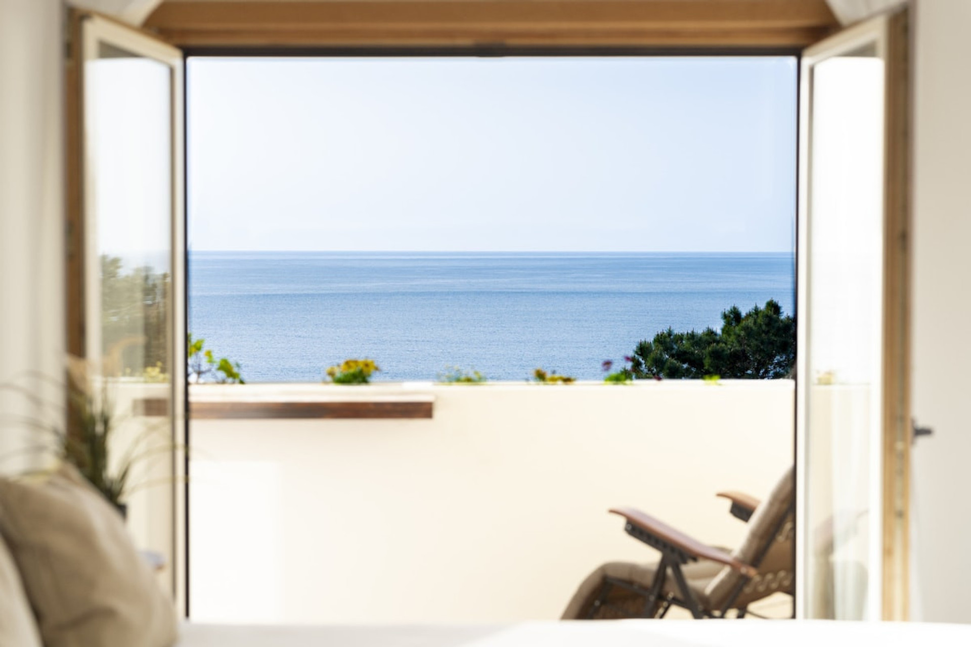 room 3 sea view