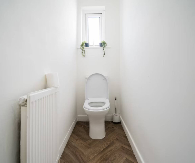 Cozy 4 Bedroom House | Sleeps 10 | Cardiff