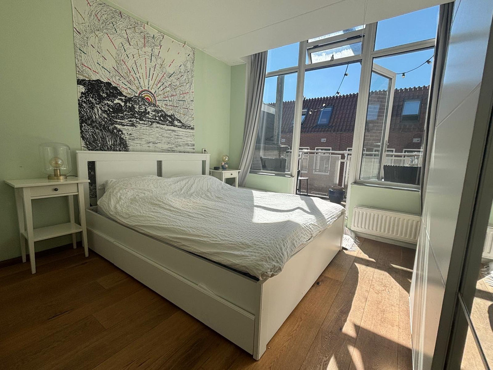 Charming apartment in the Jordaan preview