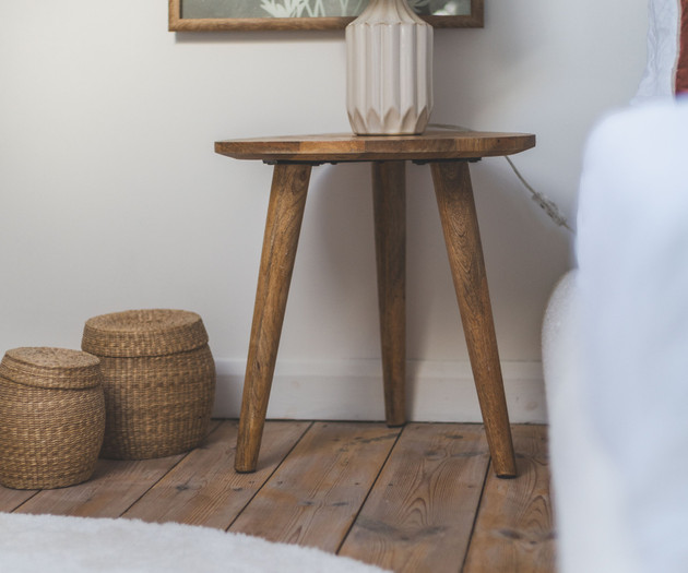 Minimalistic 2 Bed close by Central line | Parking