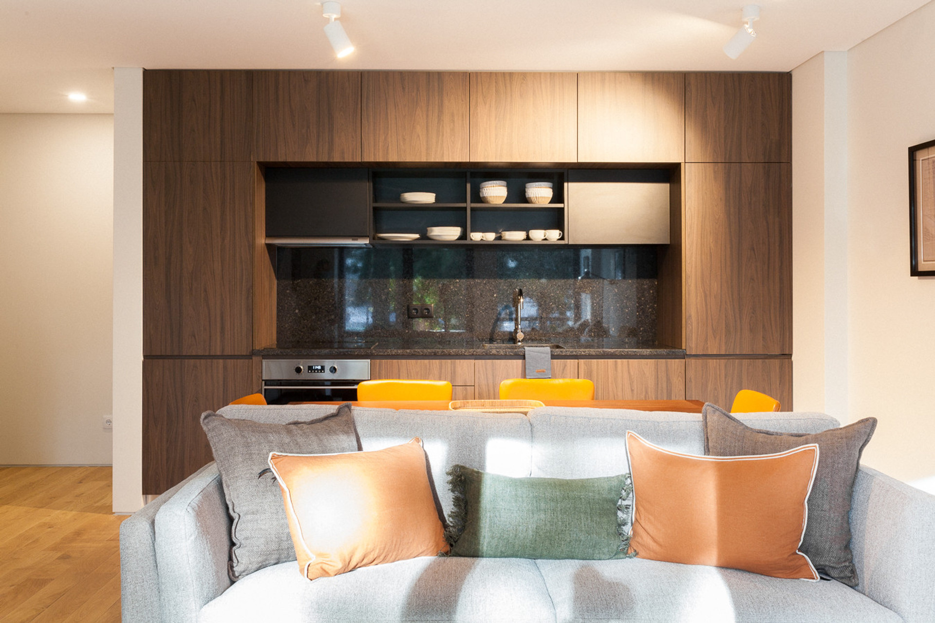 Living room & Kitchenette 