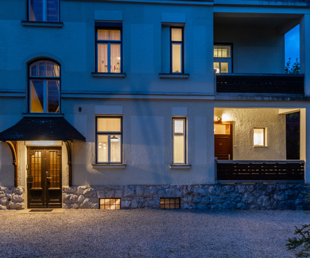 Cozy apartment in a classic villa near Lake Bled