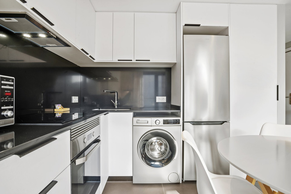 Modern apartment in Rambla #4